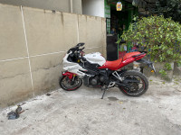Red White Benelli 302R