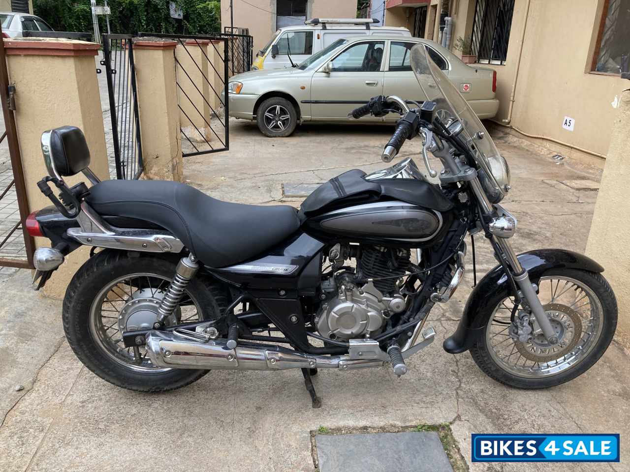 Bajaj Avenger Cruise 220