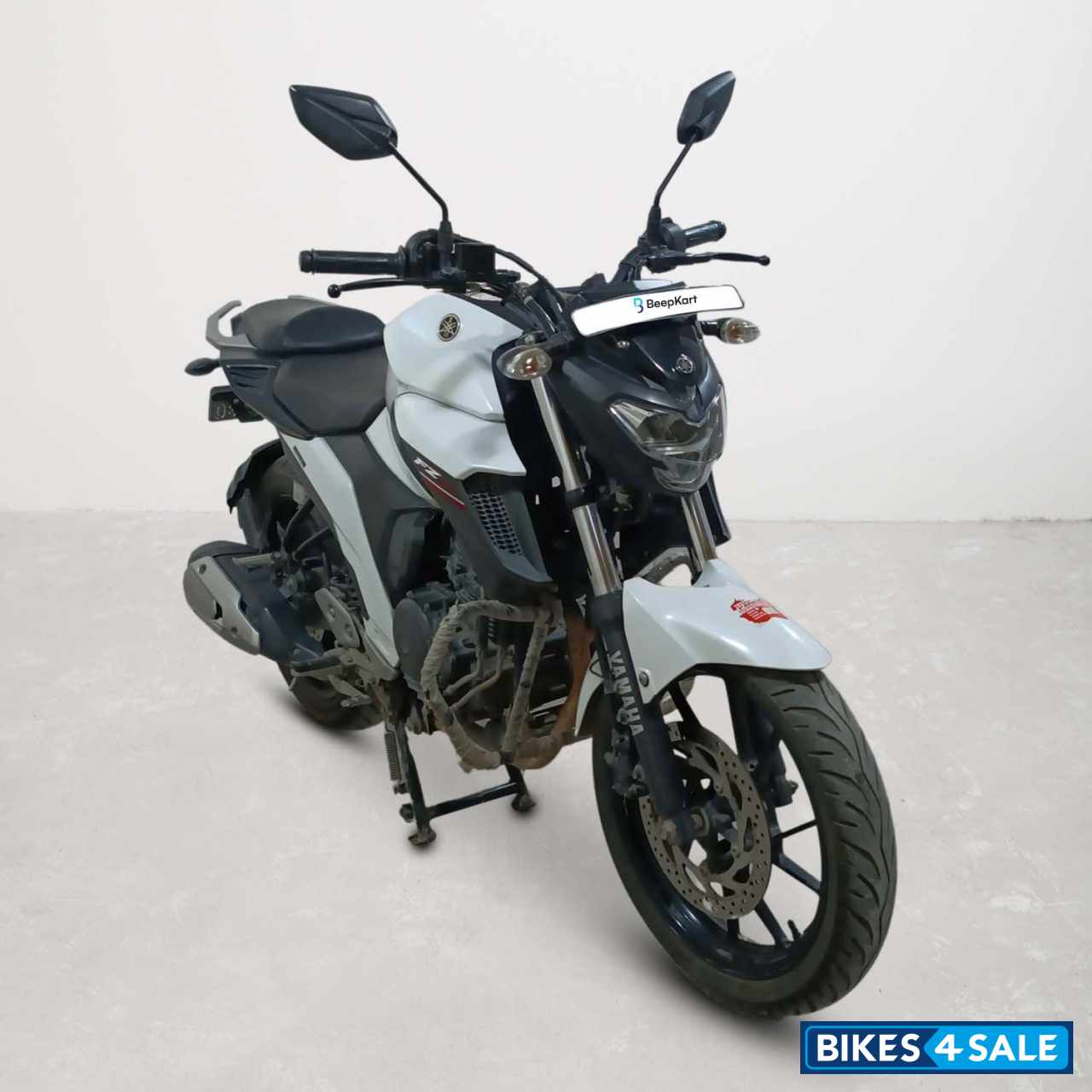Yamaha FZ25