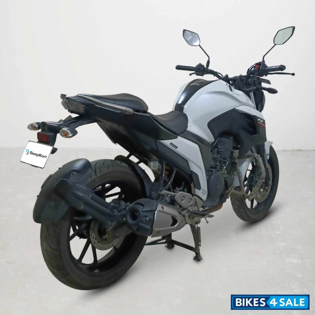 Yamaha FZ25