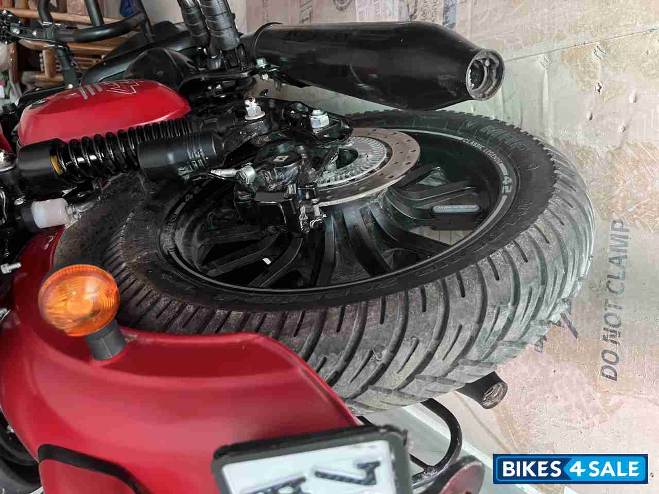 Orion Red Jawa 42 Dual Channel ABS Orion Red