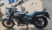 Bajaj Avenger 180 DTS-i