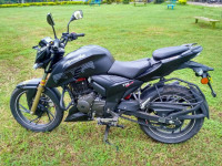 TVS Apache RTR 200 4V