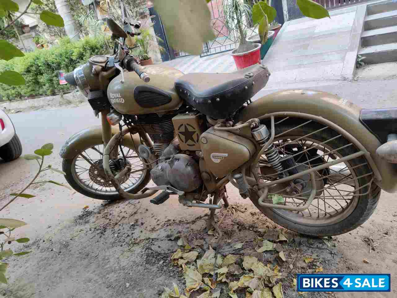 Royal Enfield Classic Desert Storm