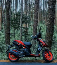 Aprilia SR 160 Race ABS