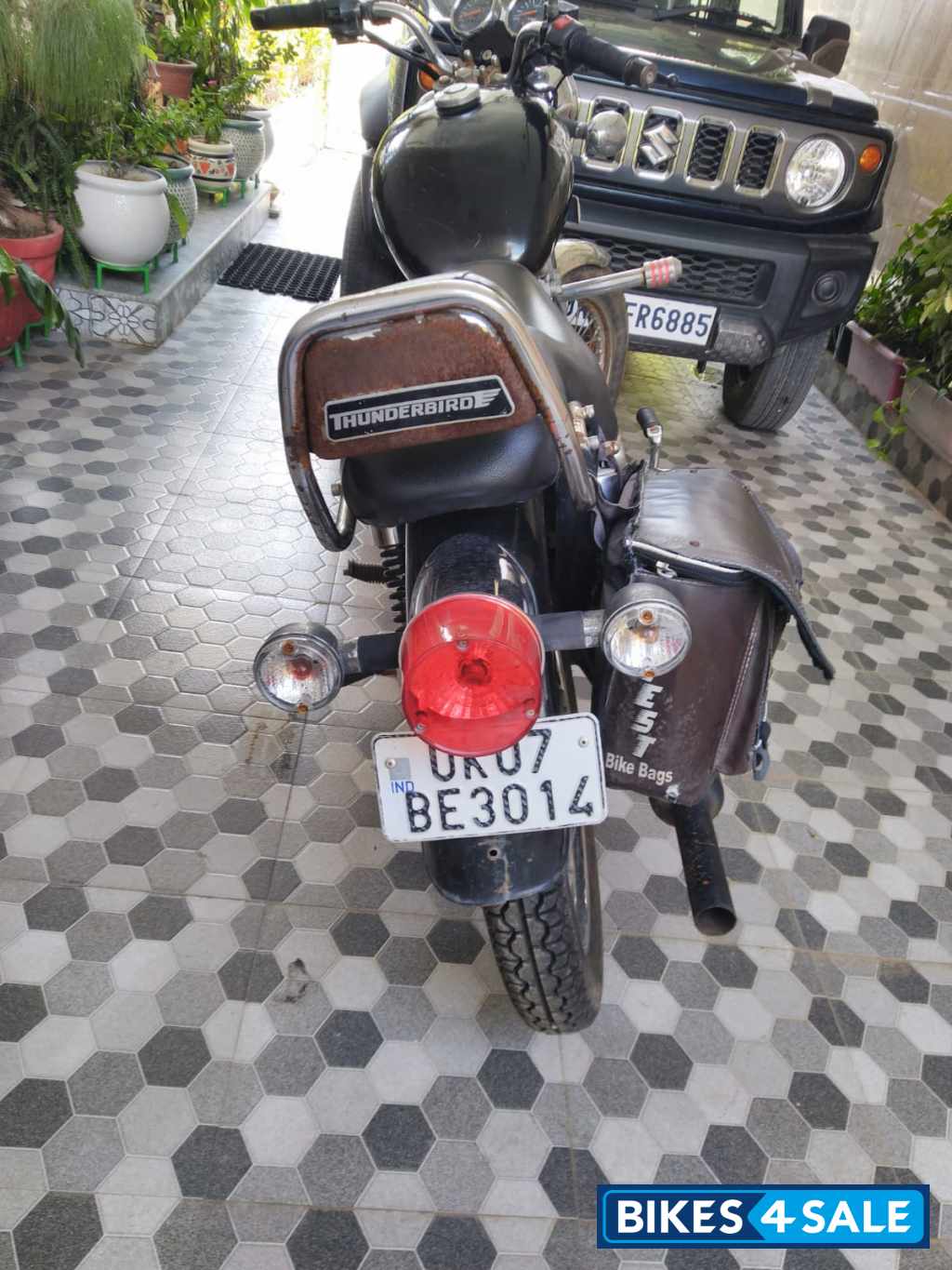 Royal Enfield Thunderbird