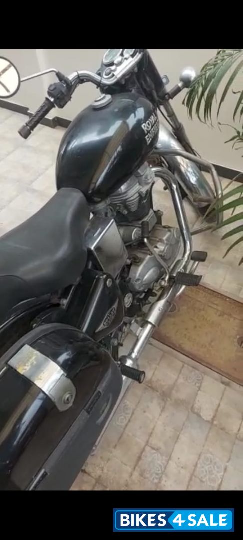 Dark Green Royal Enfield Bullet Electra