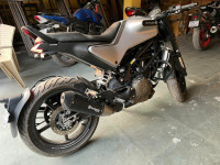 Grey Husqvarna Vitpilen 250 2020
