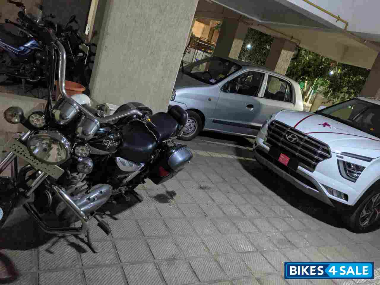 Black Silver Royal Enfield Thunderbird