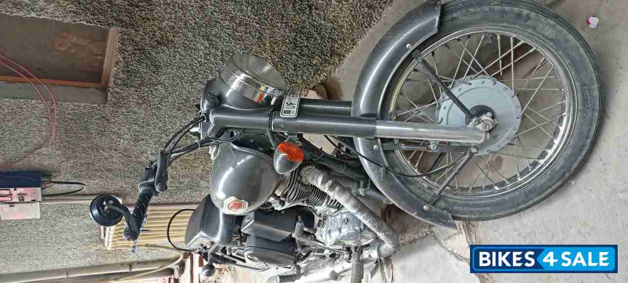 Royal Enfield Bullet Standard 350