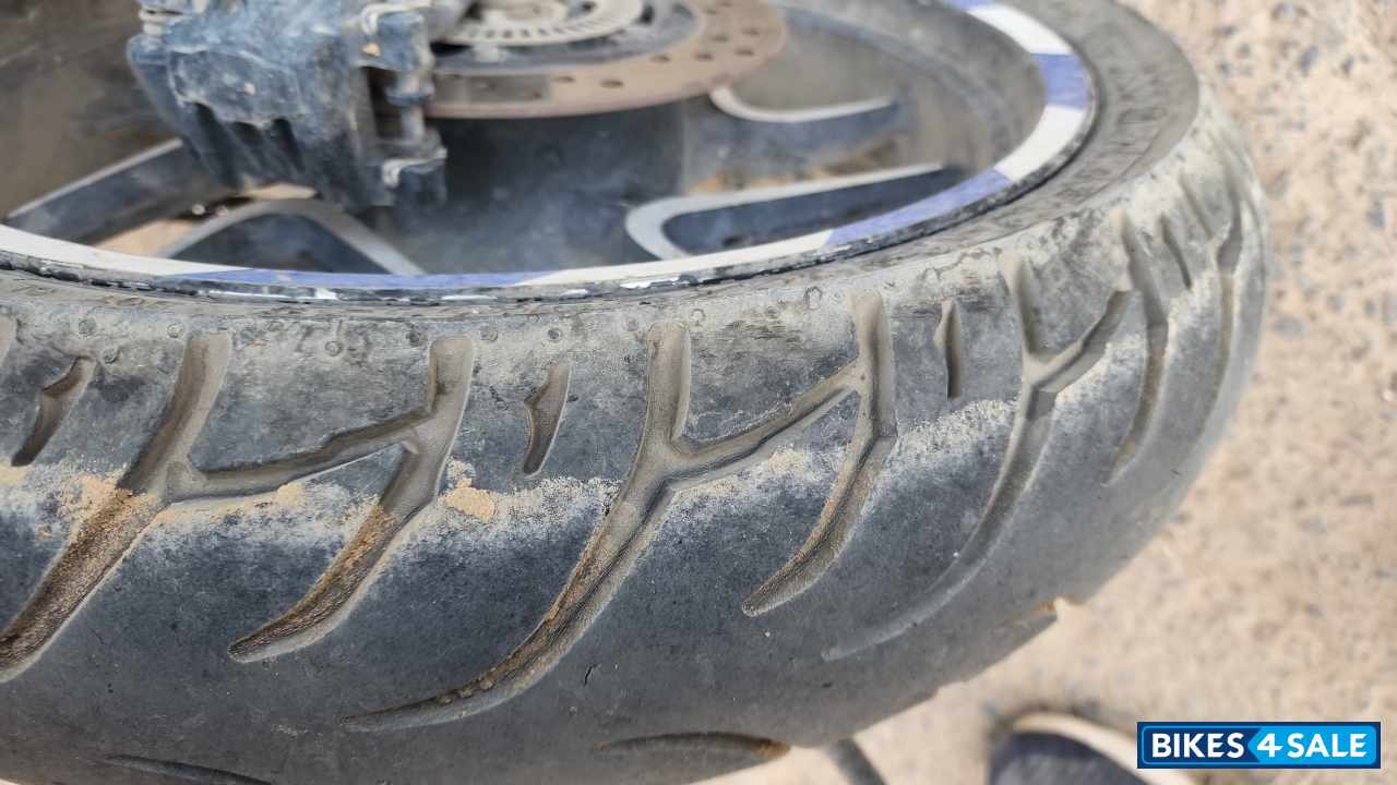 Bajaj Dominar 400 ABS BS6