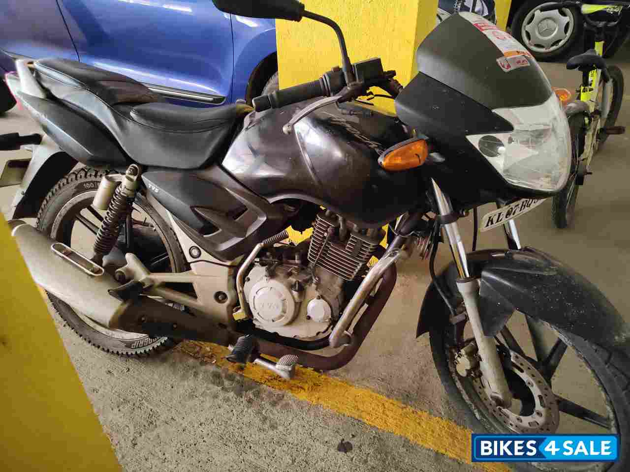 Black TVS Apache 150