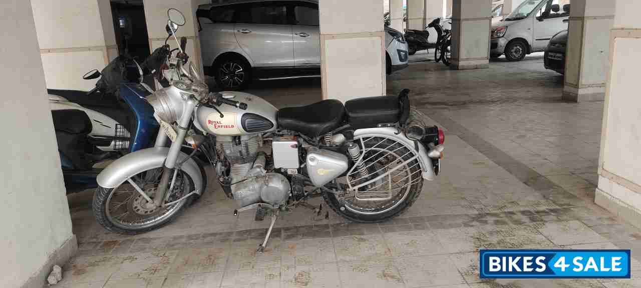 Royal Enfield Classic 350 Royal Enfield Classic 350