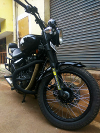 Royal Enfield Thunderbird