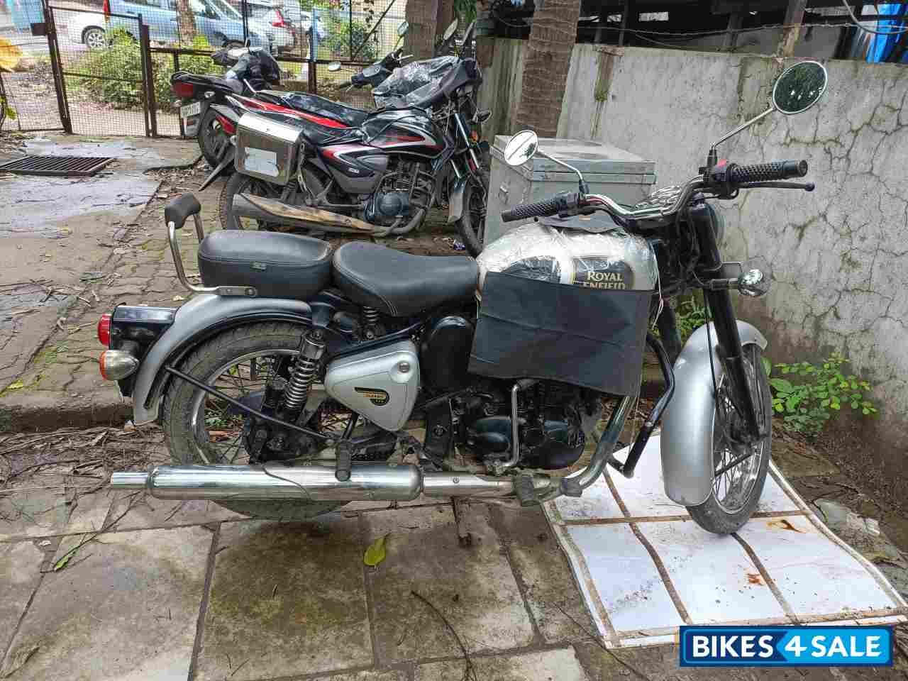 Royal Enfield Classic 350