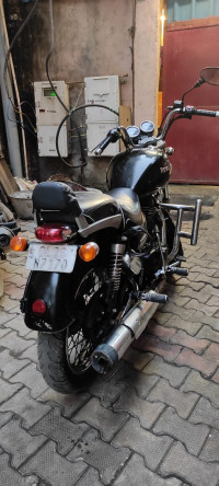 Black Royal Enfield Thunderbird TwinSpark 350