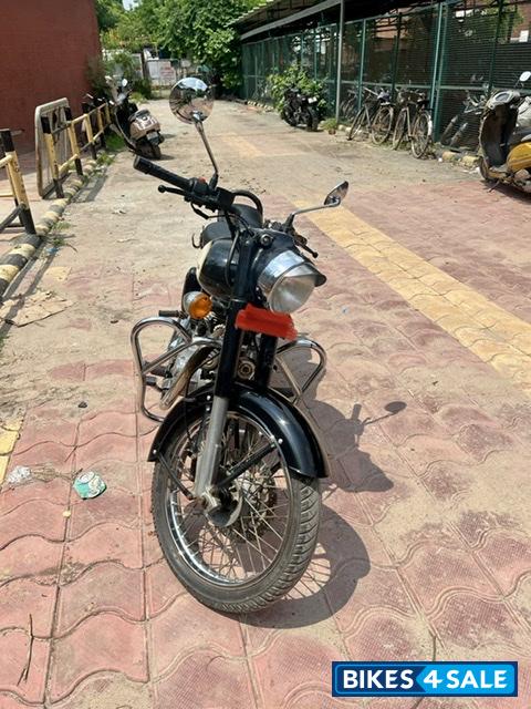Black Royal Enfield Classic 350