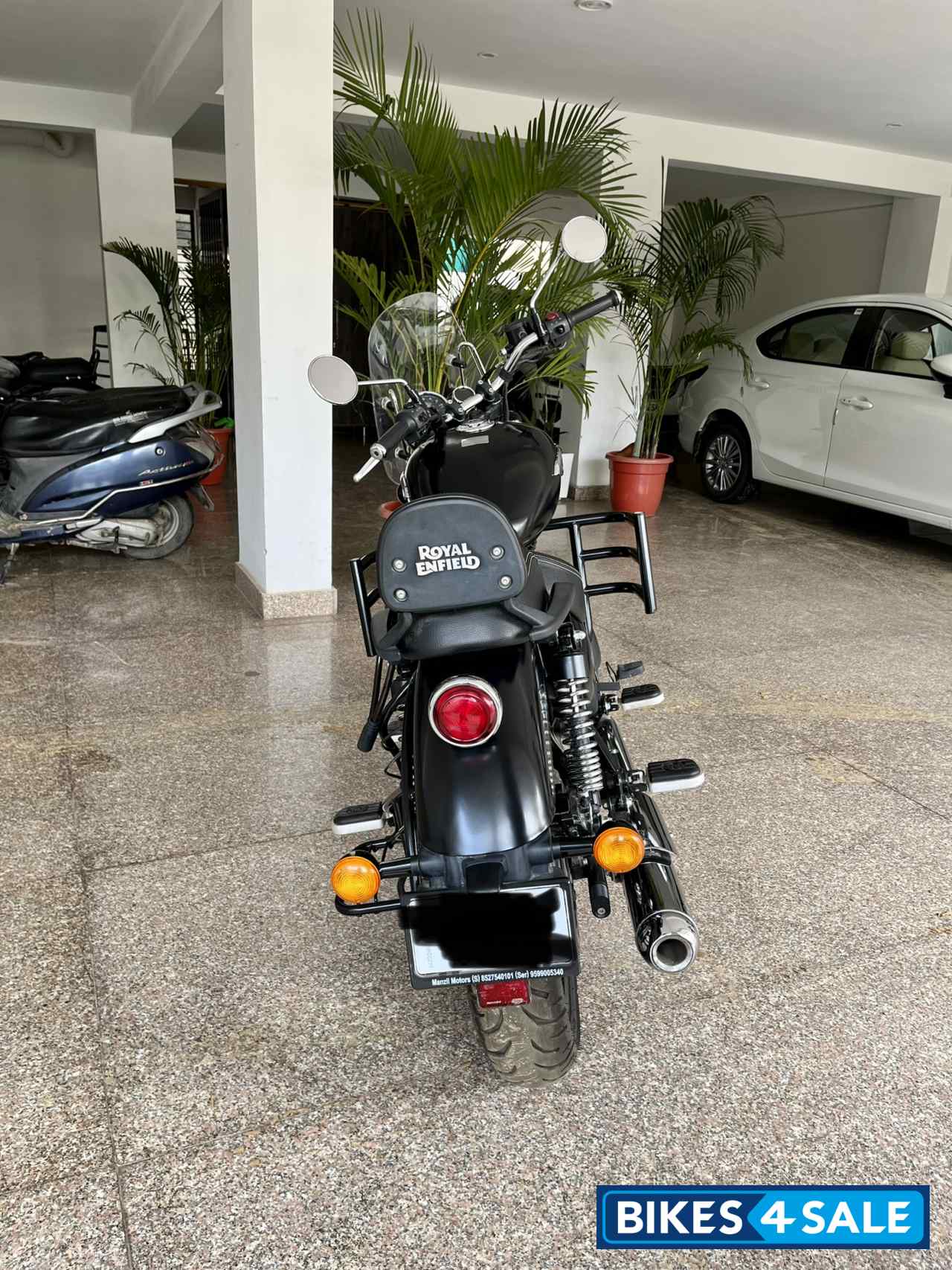 Royal Enfield Meteor 350 Stellar