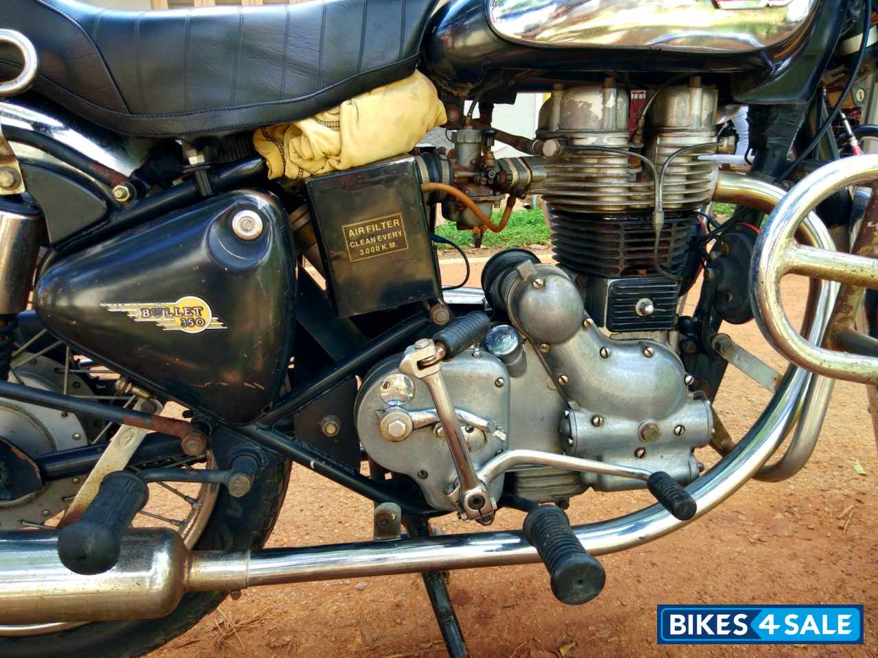 Royal Enfield Bullet Machismo 350 Old