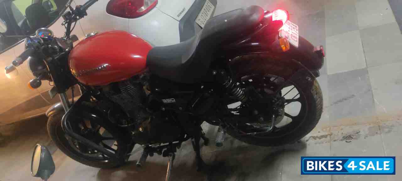 Red Royal Enfield Thunderbird X 350