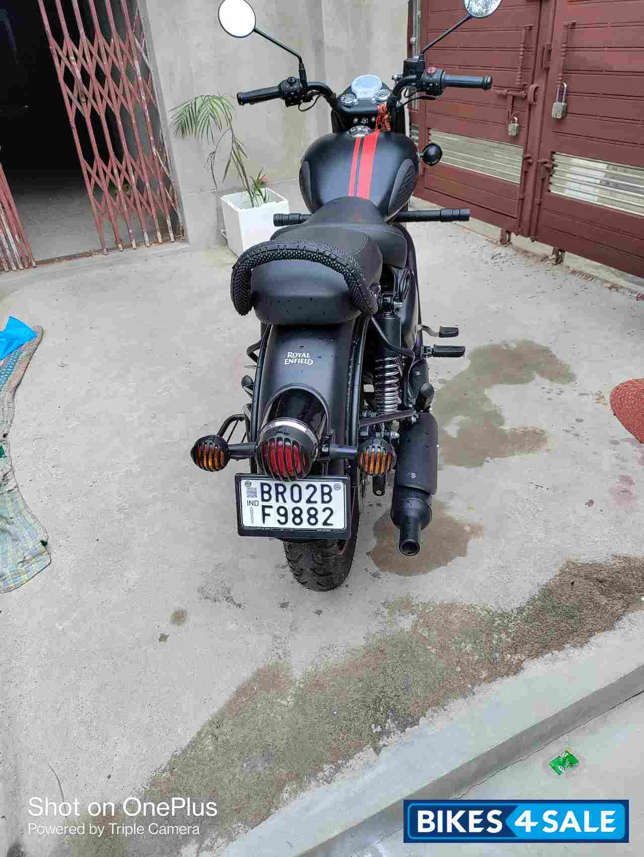 Black Red Royal Enfield Classic Stealth Black