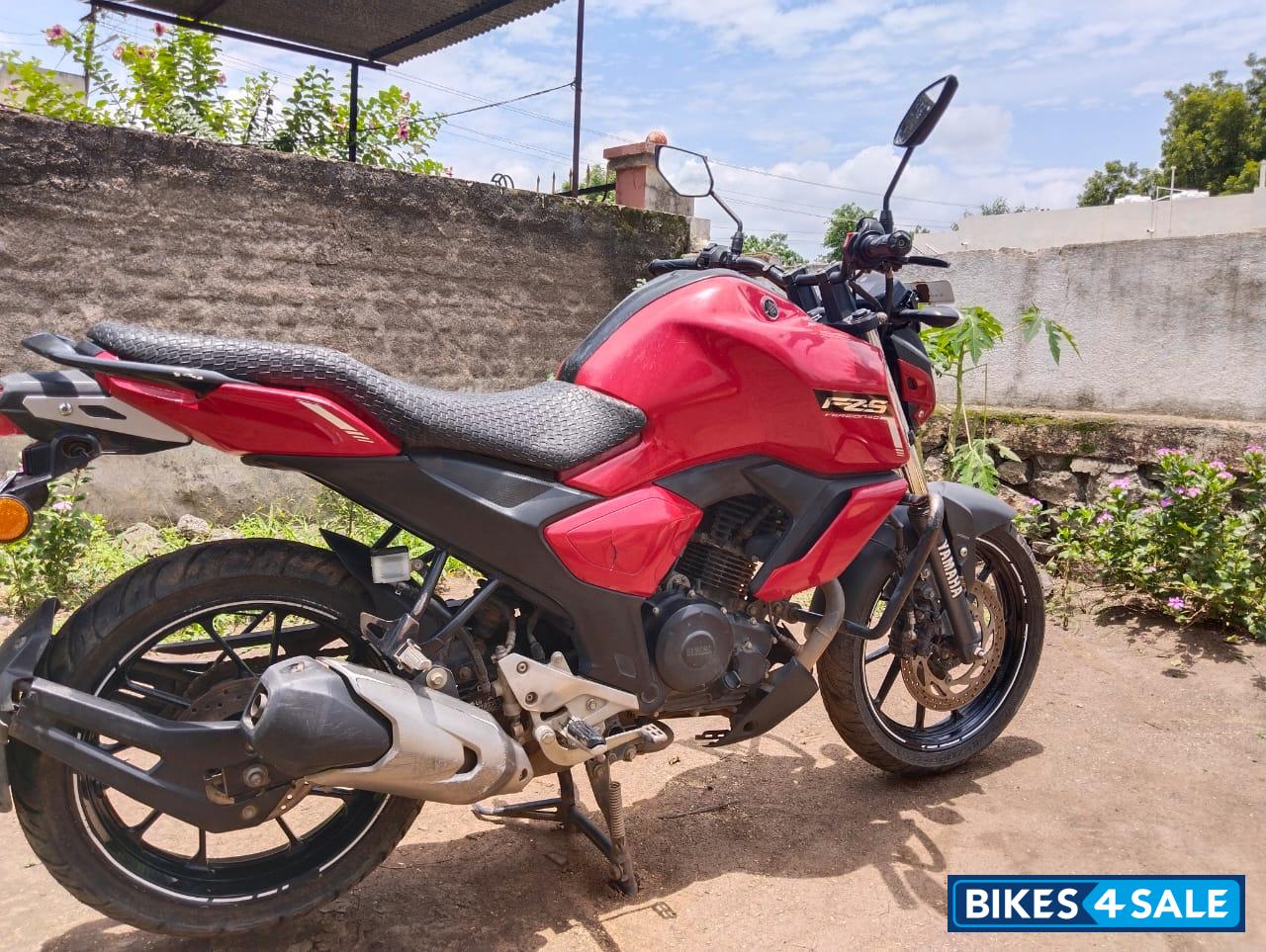 Metalic Red Yamaha FZ-S FI V3 BS6