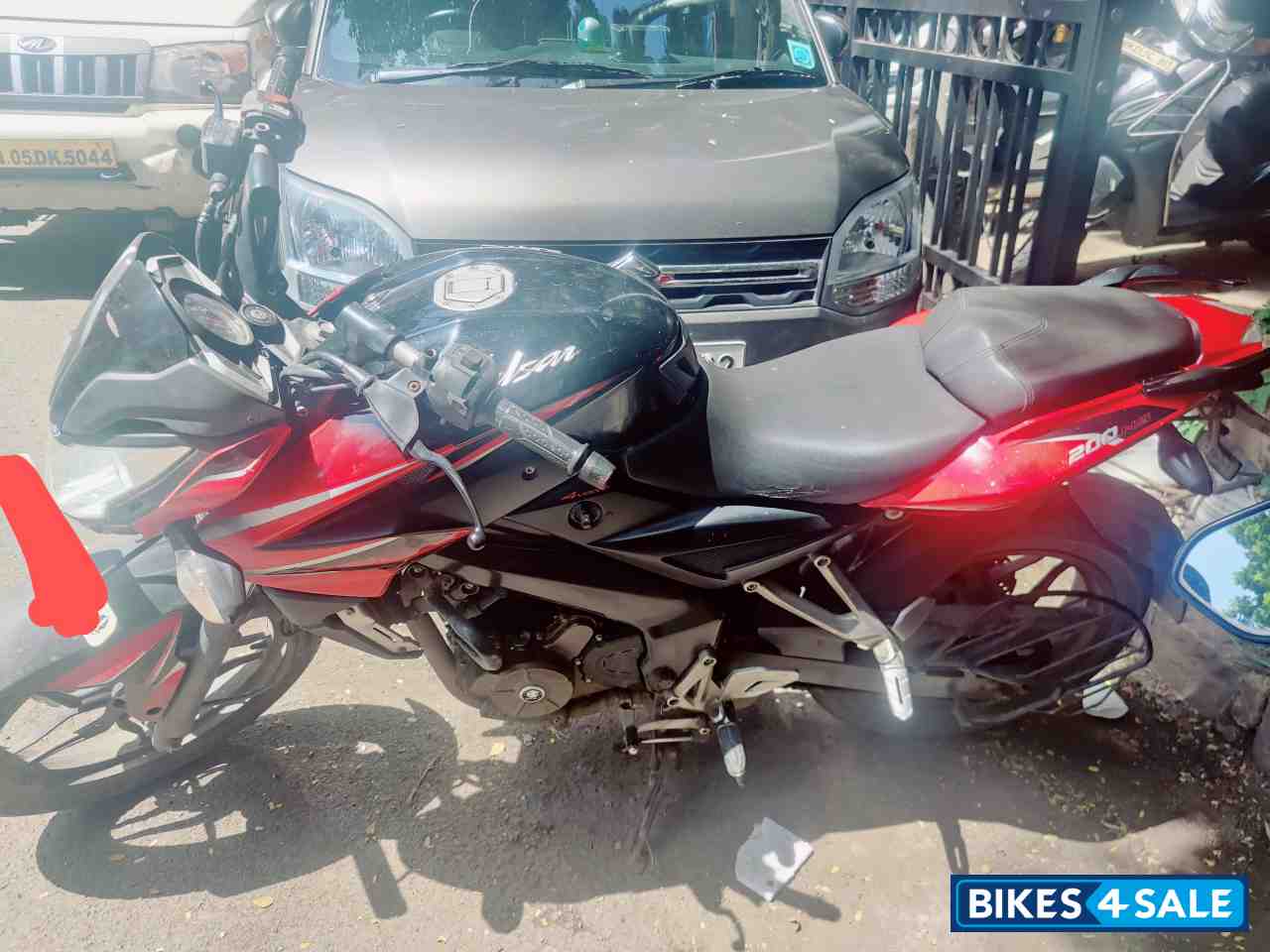 Bajaj Pulsar 200 NS