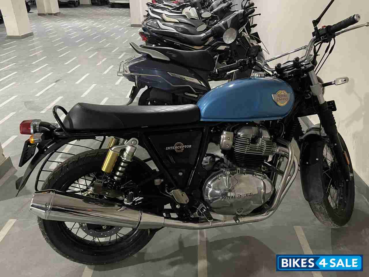 Ventura Blue Royal Enfield Interceptor 650 Twin