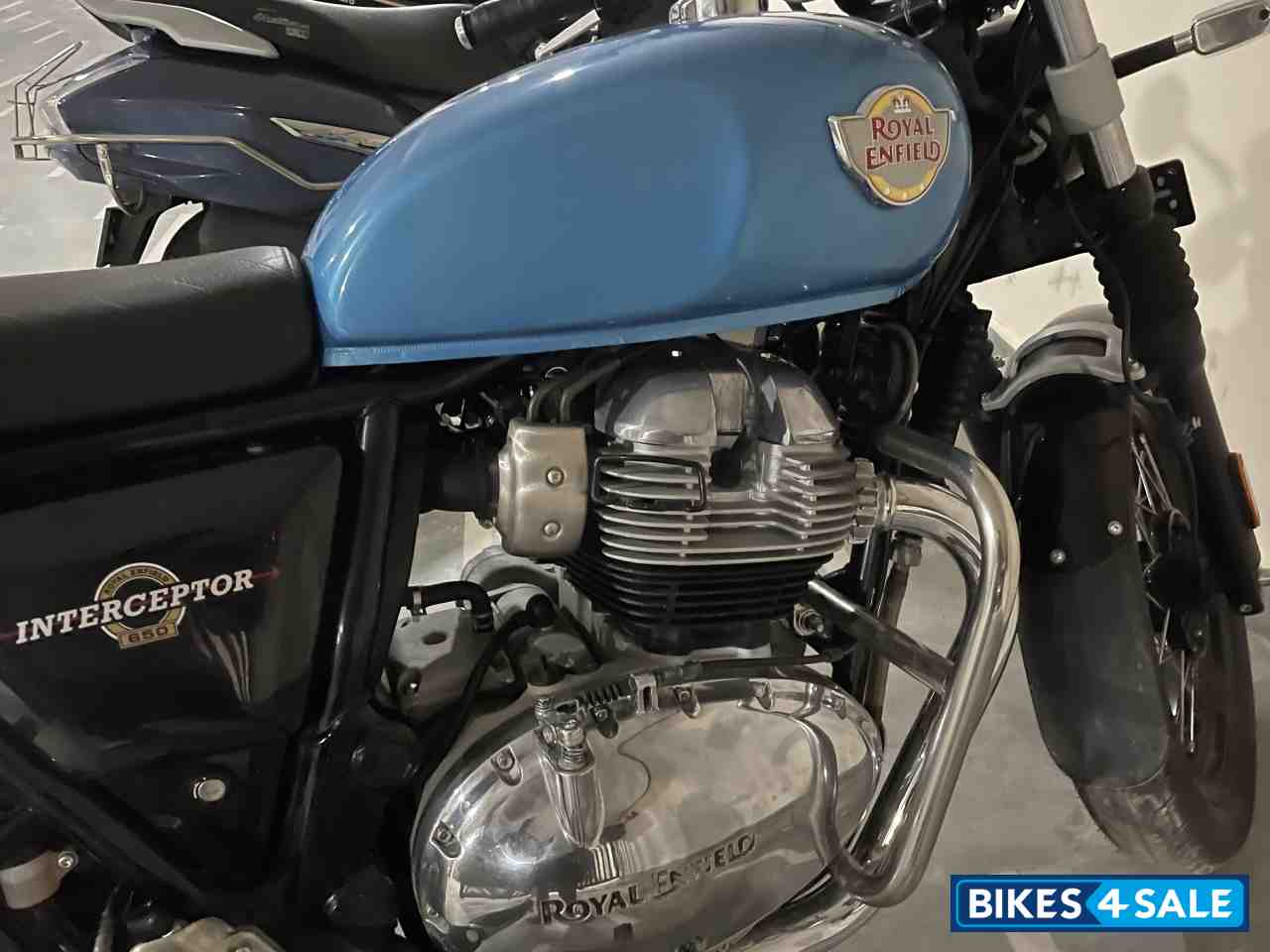 Ventura Blue Royal Enfield Interceptor 650 Twin