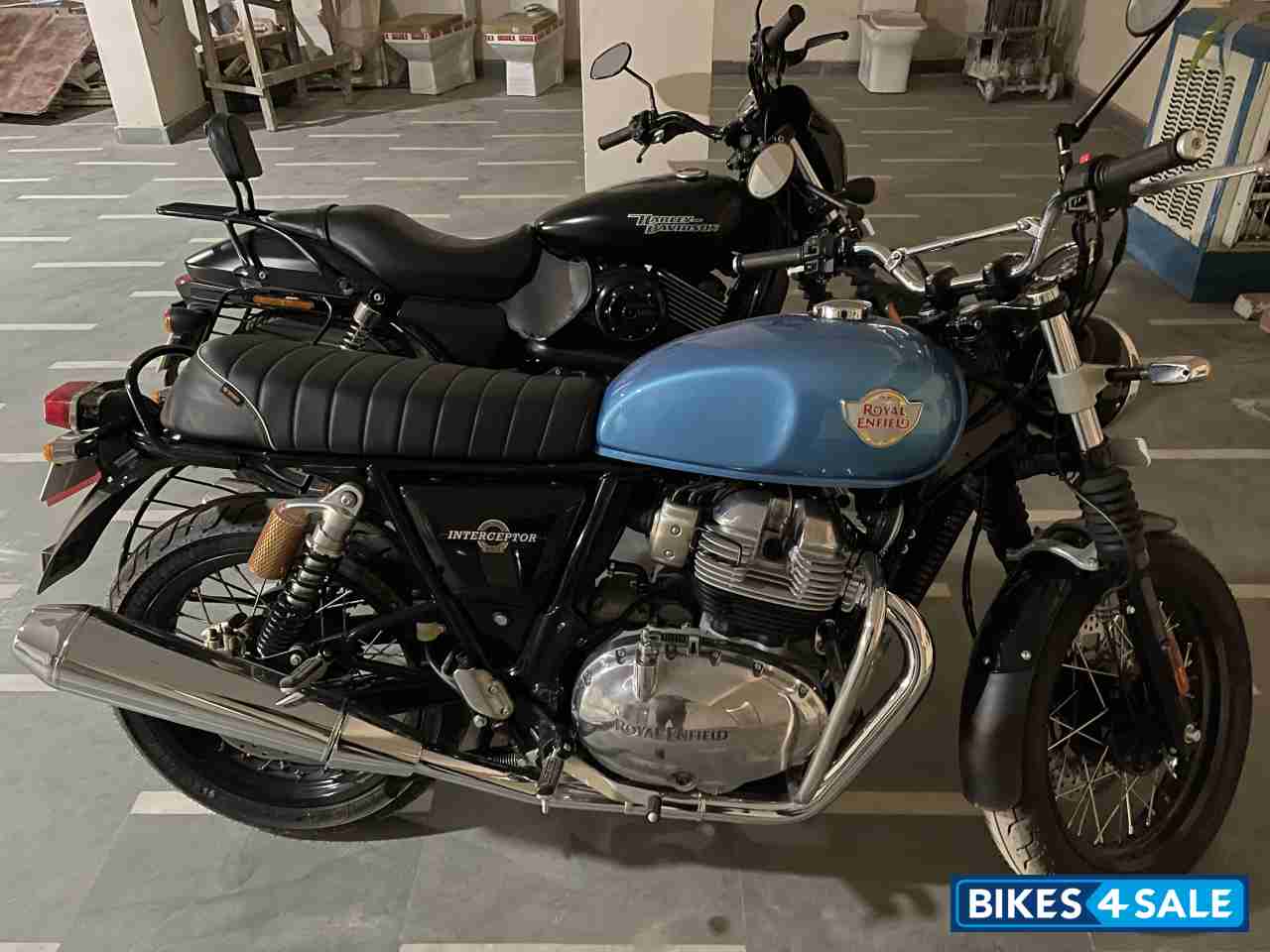Ventura Blue Royal Enfield Interceptor 650 Twin