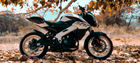 Pearl White Bajaj Pulsar NS 200 BS6