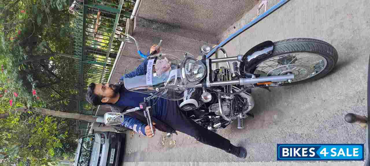 Bajaj Avenger Cruise 220 BS6