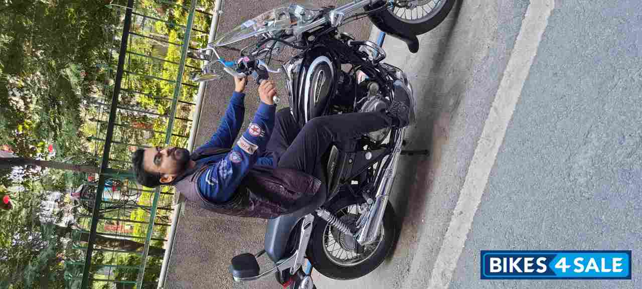 Bajaj Avenger Cruise 220 BS6