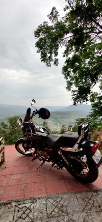 Black Bajaj Avenger Cruise 220 BS6