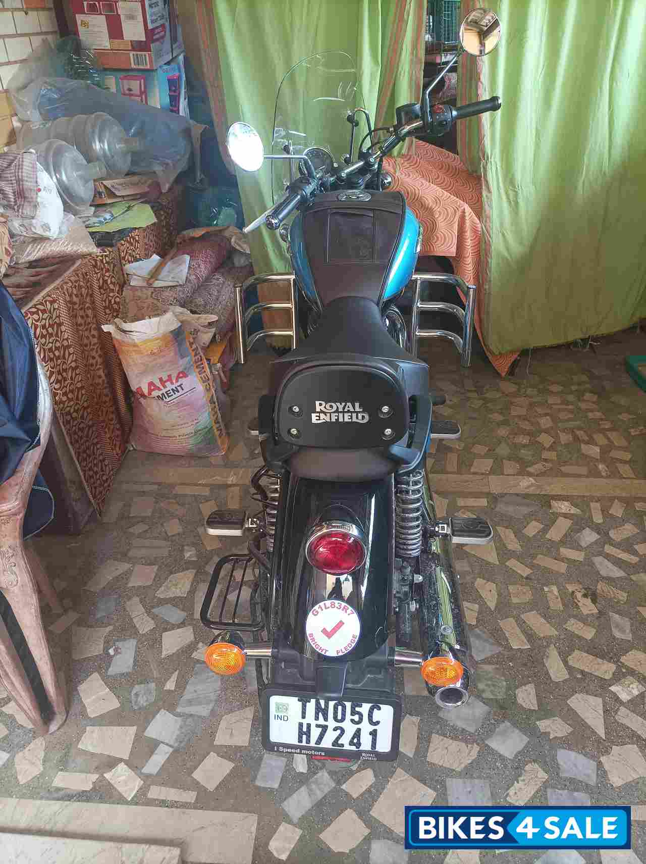 Supernova Blue Royal Enfield Meteor 350 Supernova