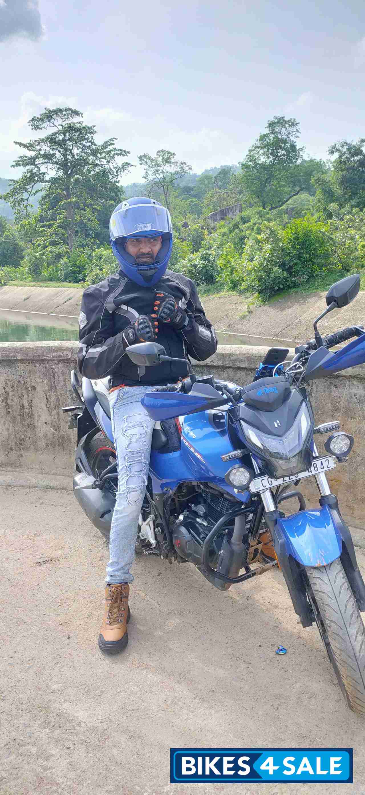 Vibrant Blue Matelic Hero Xtreme 160R