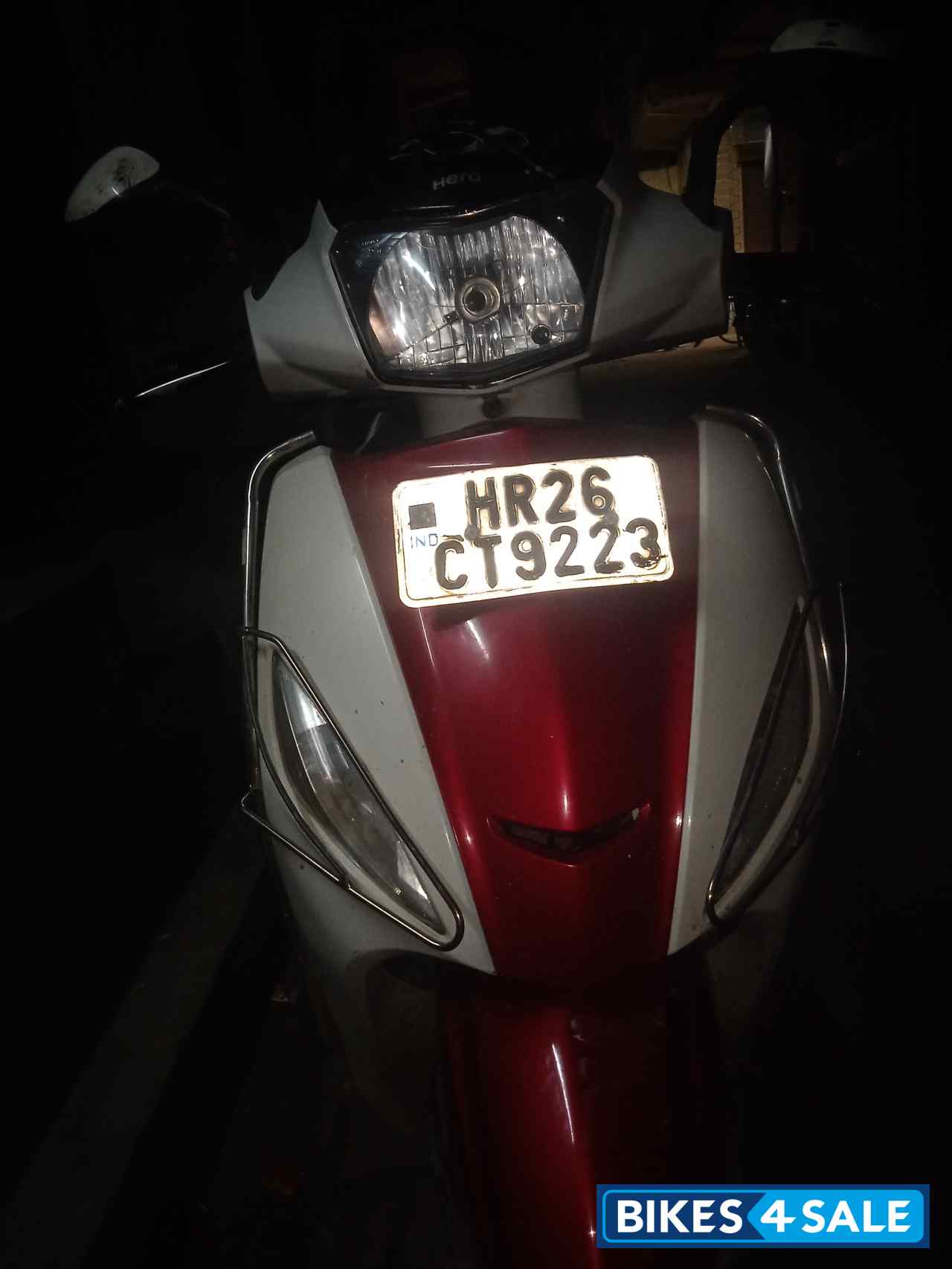 Red White Hero Maestro