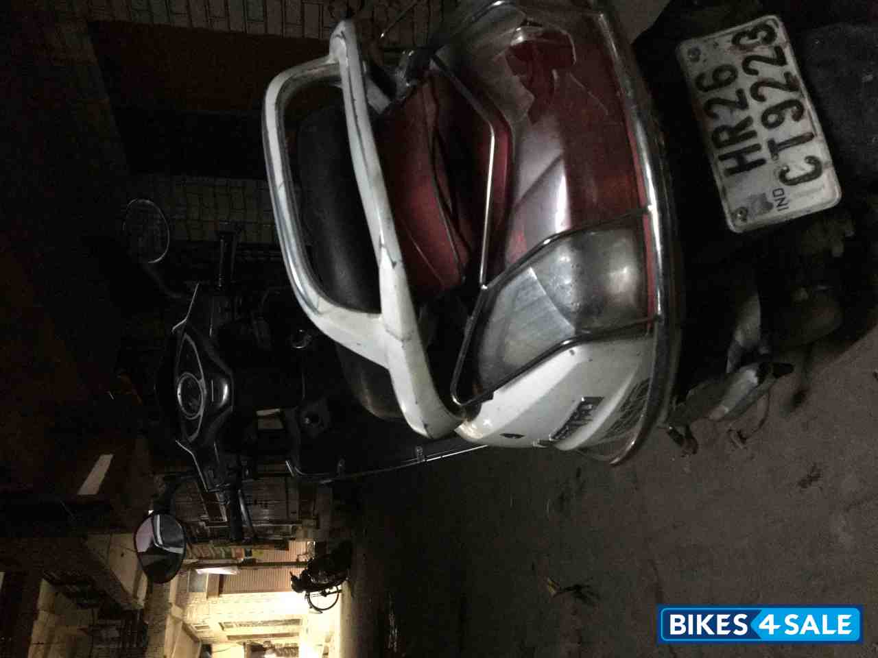 Red White Hero Maestro