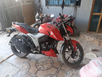 Red TVS Apache RTR 160 4V