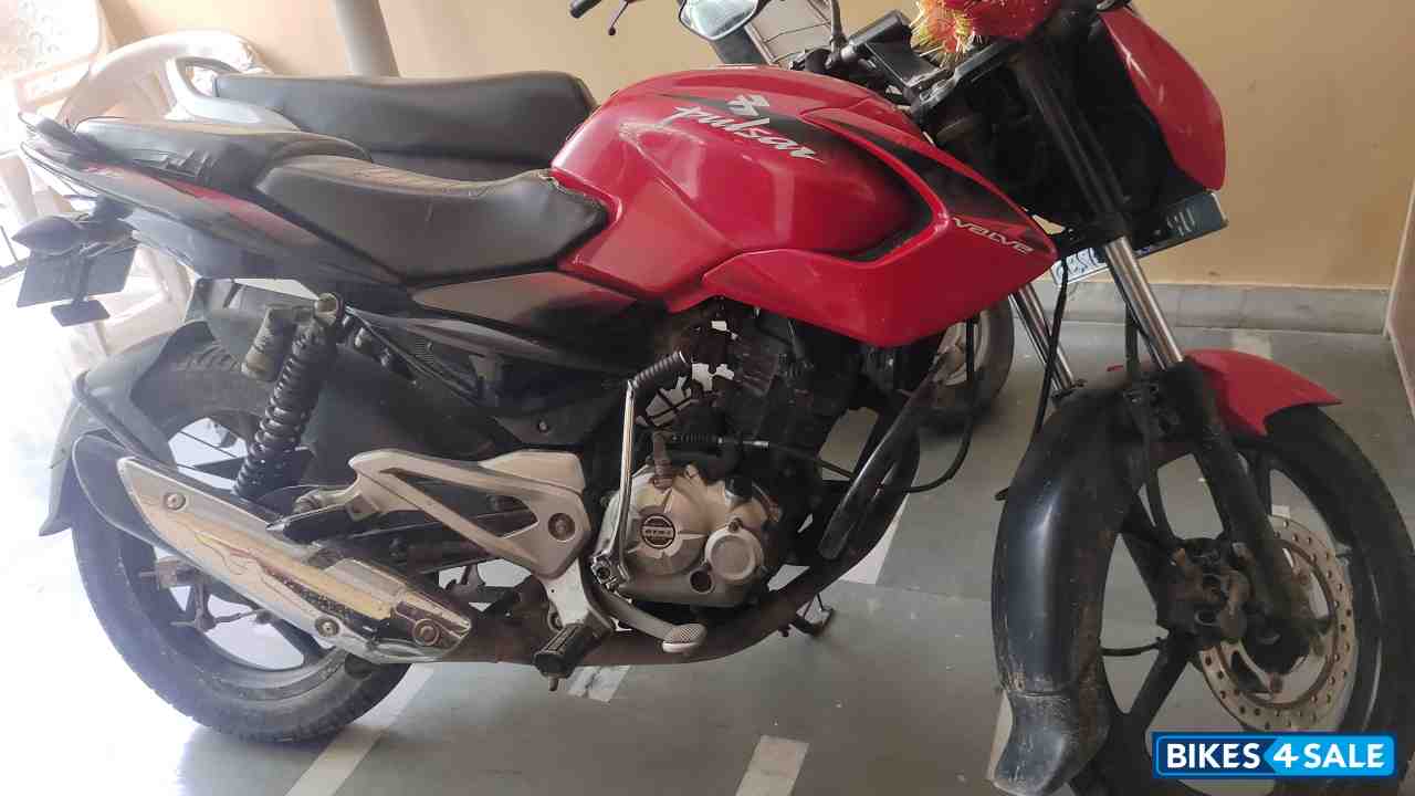 Red Bajaj Pulsar 135LS