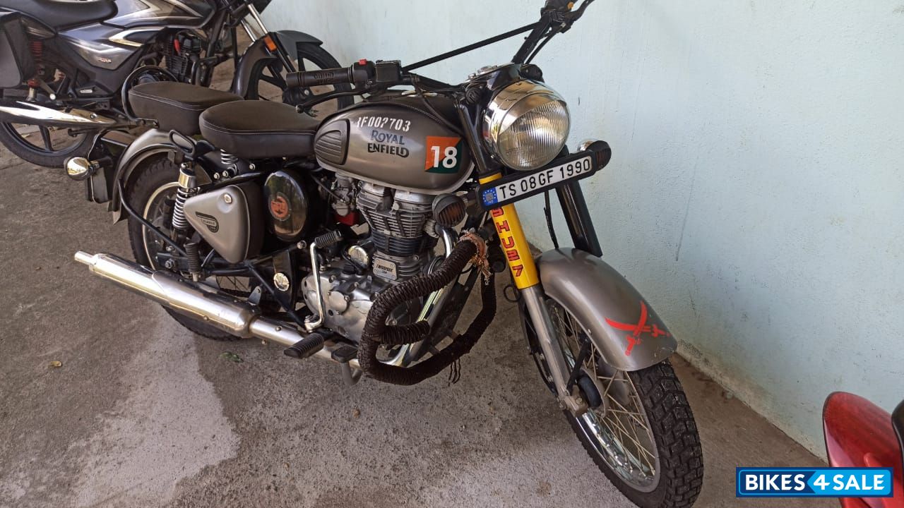 Royal Enfield Classic Gunmetal Grey