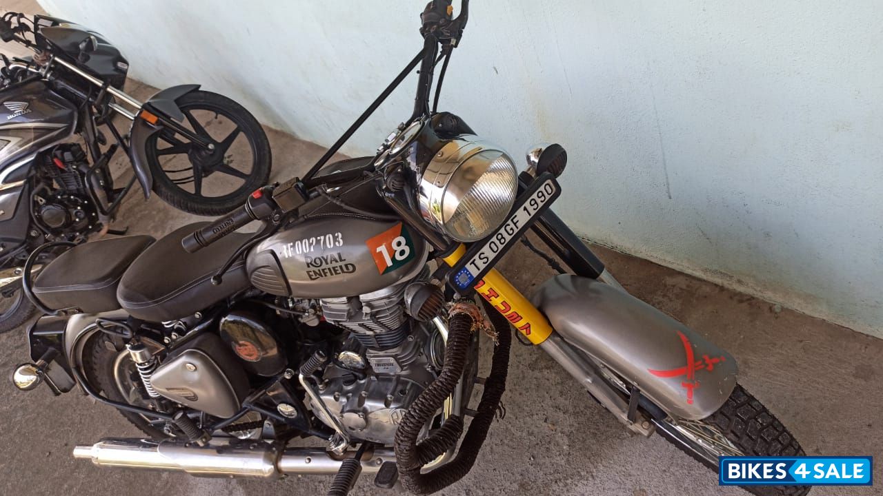 Royal Enfield Classic Gunmetal Grey Royal Enfield Classic Gunmetal Grey