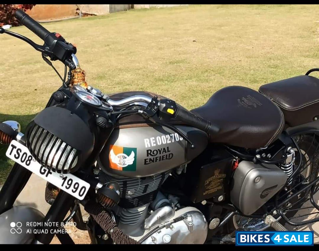 Royal Enfield Classic Gunmetal Grey Royal Enfield Classic Gunmetal Grey