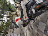 White TVS Apache RTR 200 4V 2020