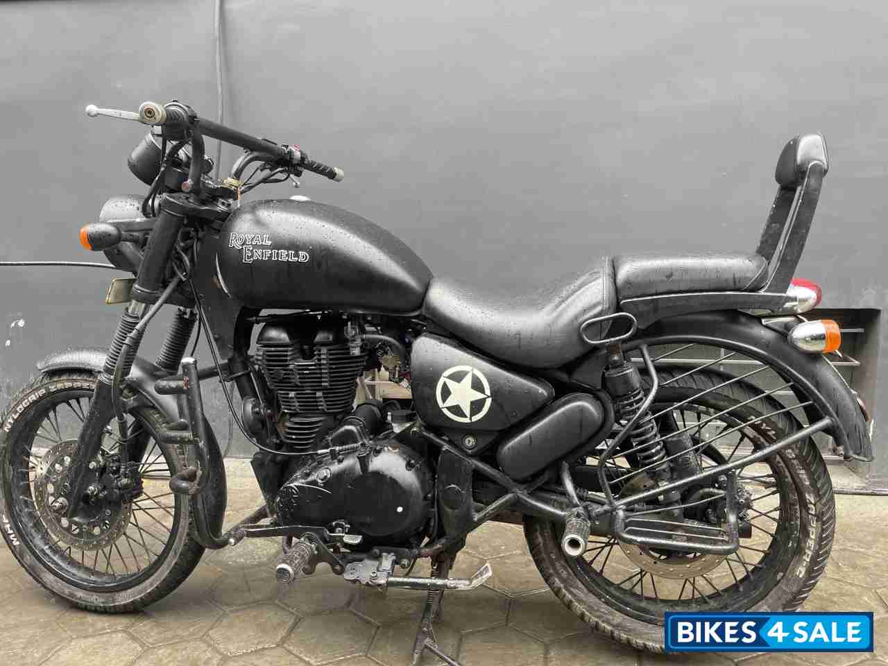 Royal Enfield Thunderbird TwinSpark 350 Royal Enfield Thunderbird TwinSpark 350