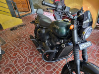 Hunter Green Yezdi Roadster Dark