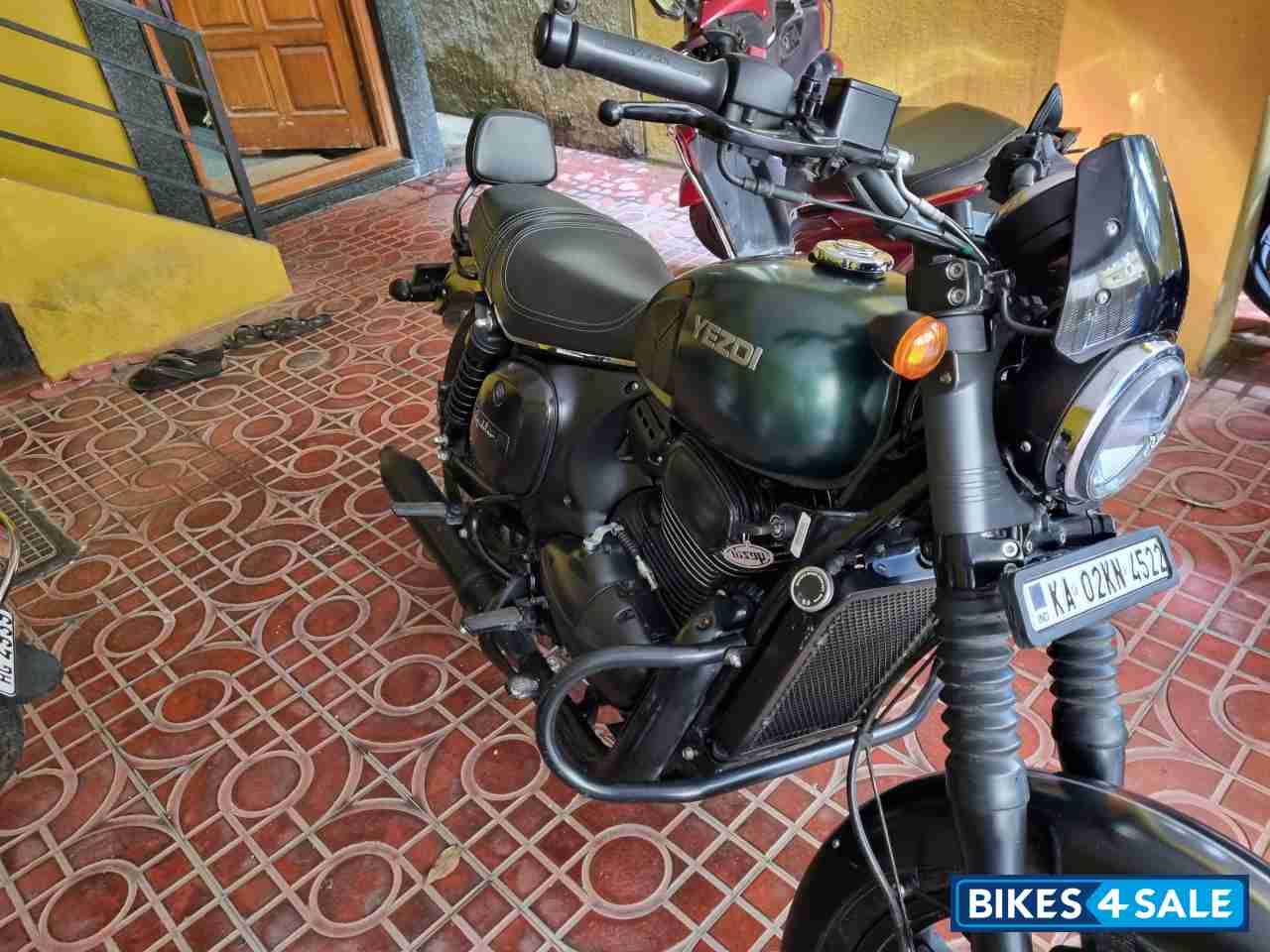 Hunter Green Yezdi Roadster Dark