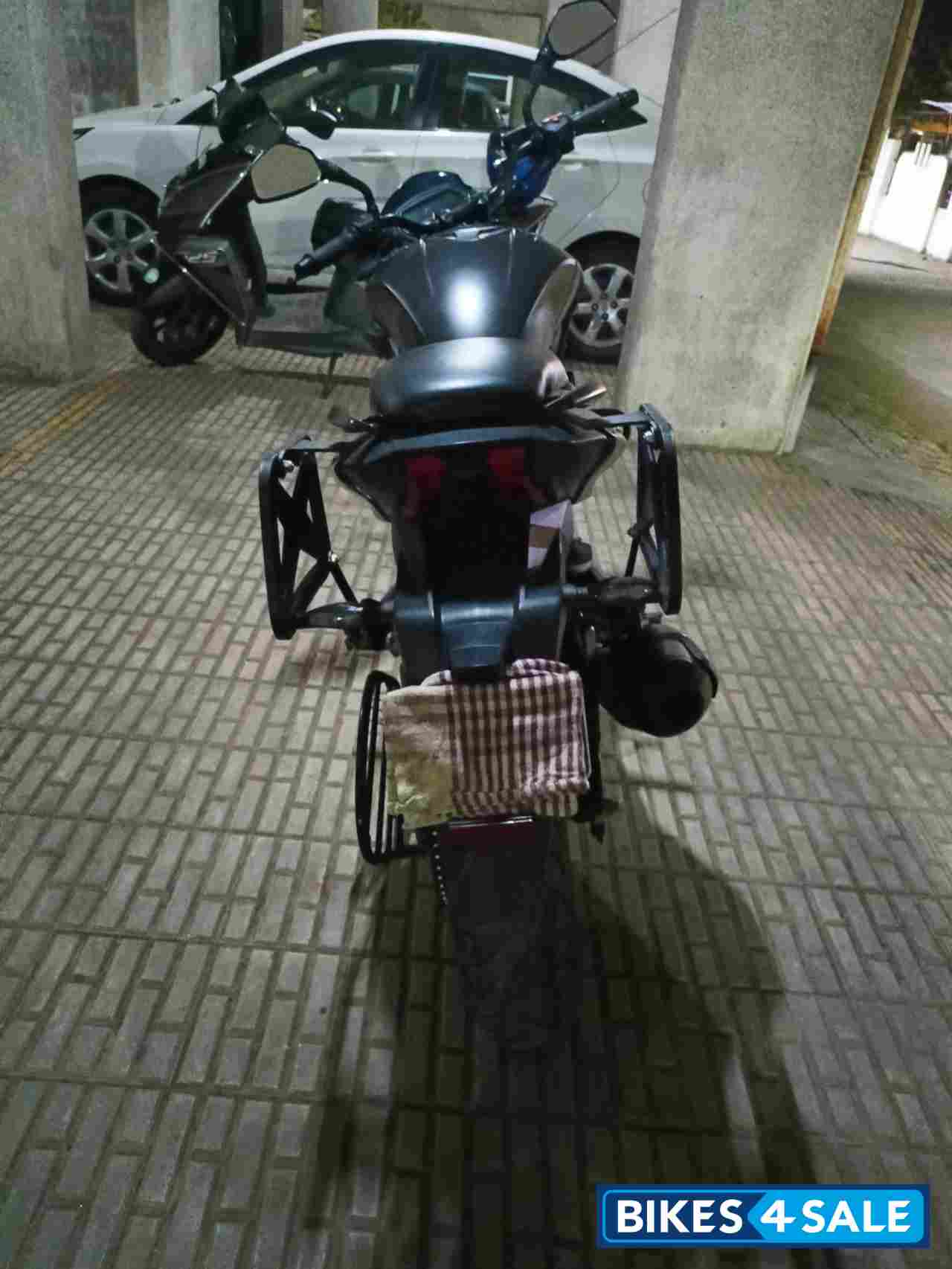 Bajaj Dominar 400