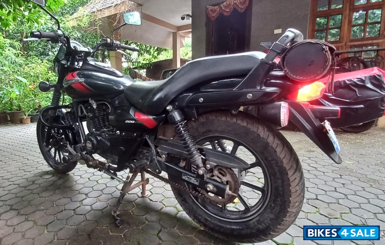 Bajaj Avenger Cruise 220