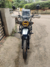 White Royal Enfield Himalayan